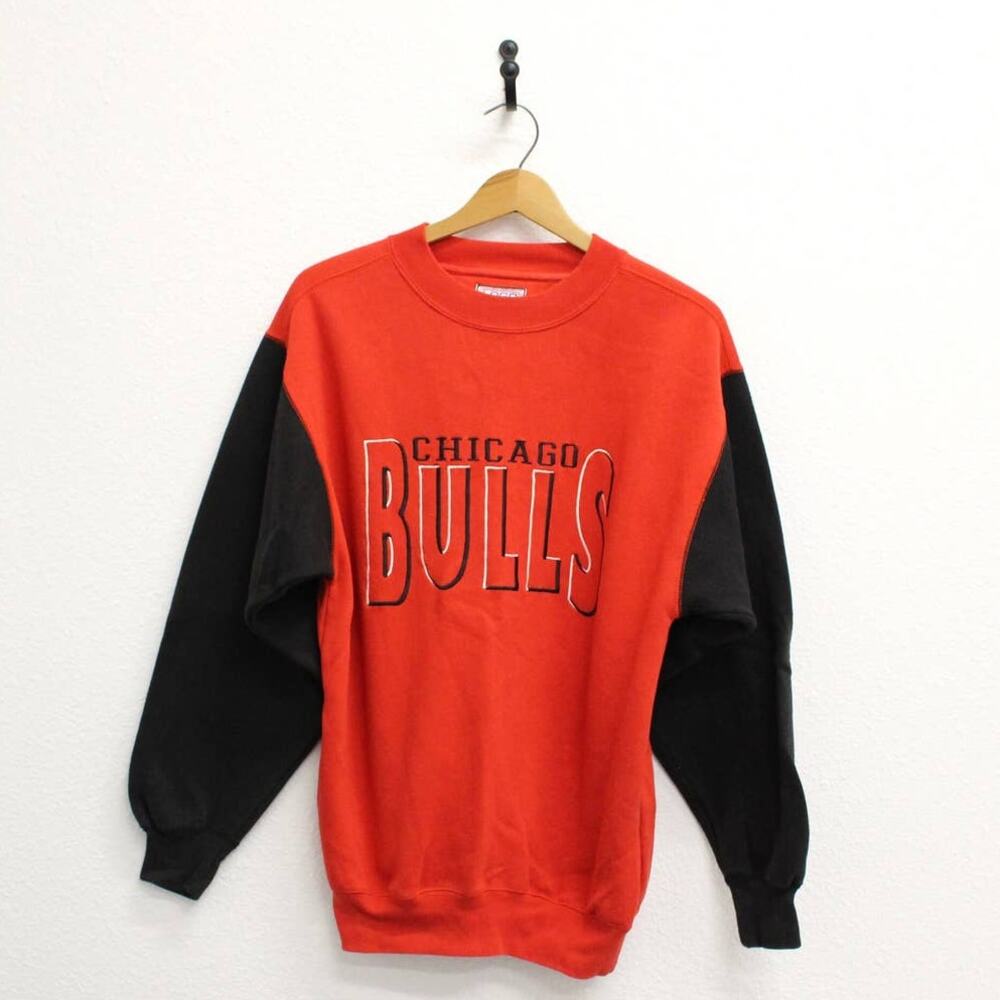 Vintage Chicago Bulls Basketball Sweatshirt Medium